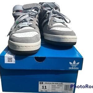 COPY - FORUM 84 LOW HOME ALONE  GREY New tried on once